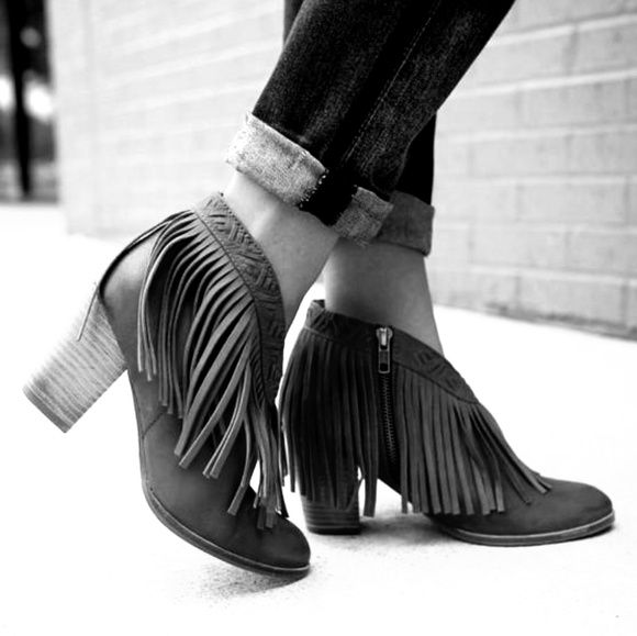 Sassy Fringe Seychelles Booties - Picture 3 of 5